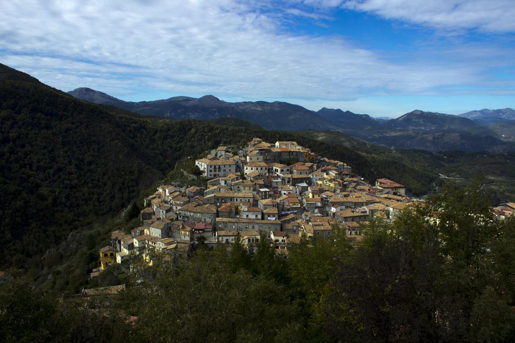 Il Casino Di Donna Maria Guest House Laino Castello Eksteriør bilde